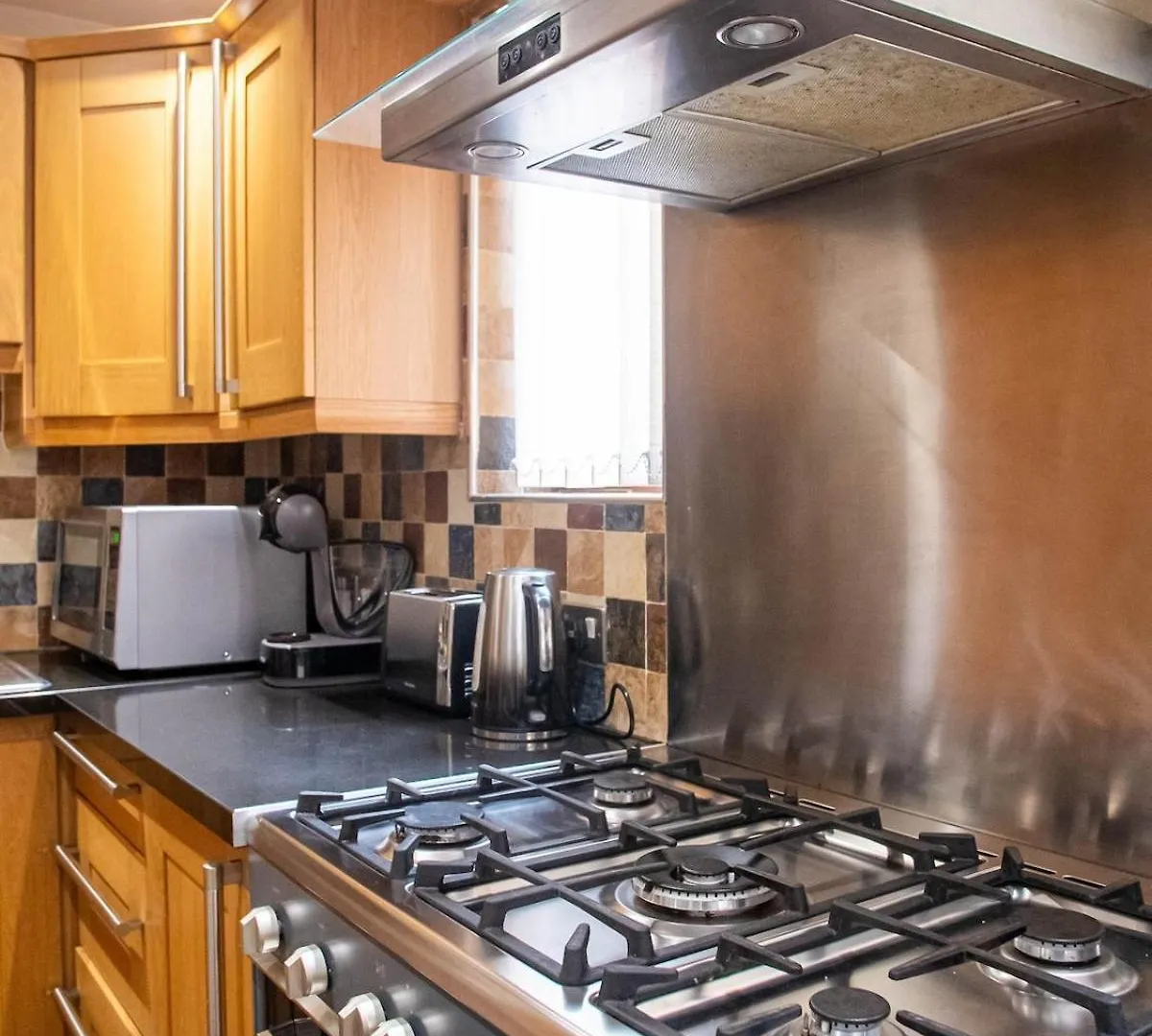 Exclusive 3-Bedroom Villa In Sheffield