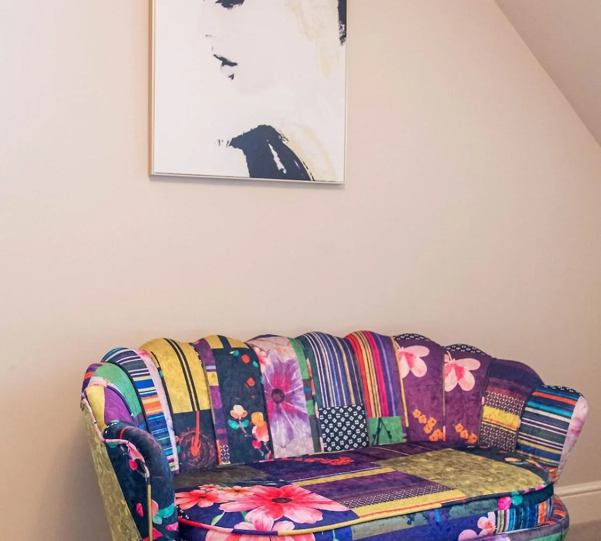 Exclusive 3-Bedroom Villa In Sheffield